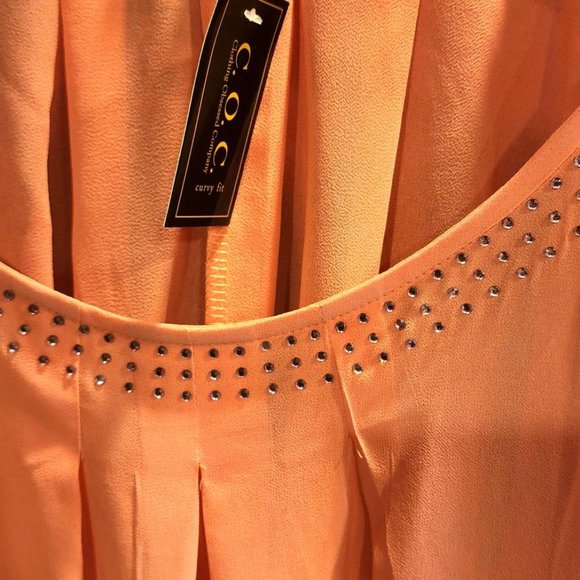 NWT Women's 1X Coral Flowy Top with Beaded Neckline - Picture 3 of 3